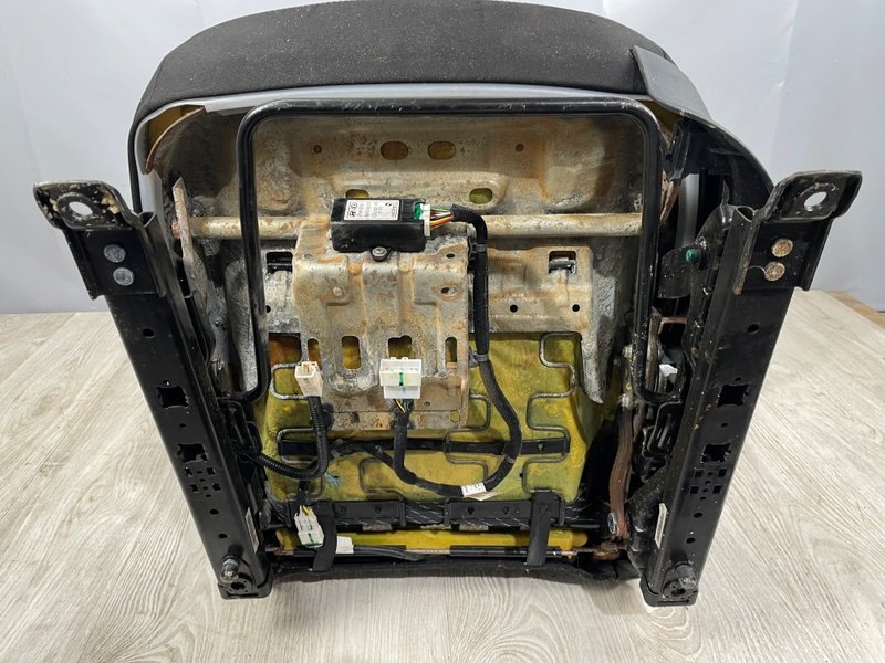 Сиденье переднее левое, 15000 рублей, Москва