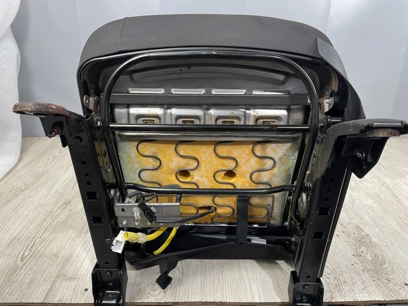 Сиденье переднее левое, Москва