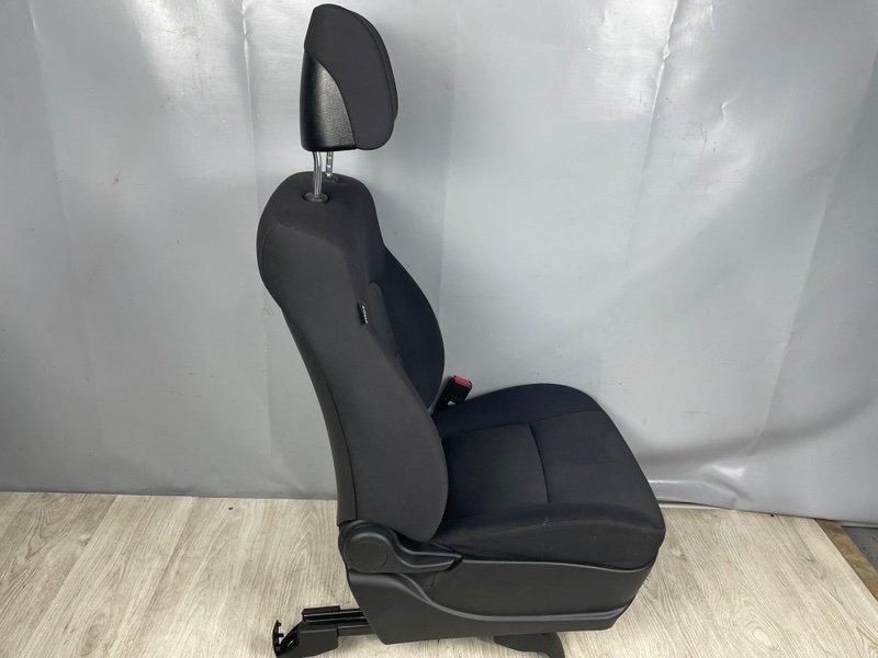 Сиденье переднее правое, Москва