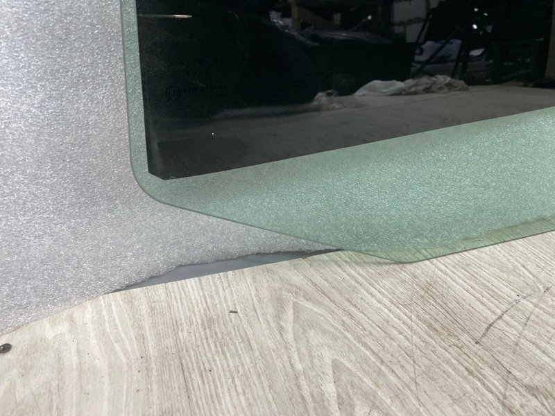 Стекло двери задней левой, 2050 рублей, Москва