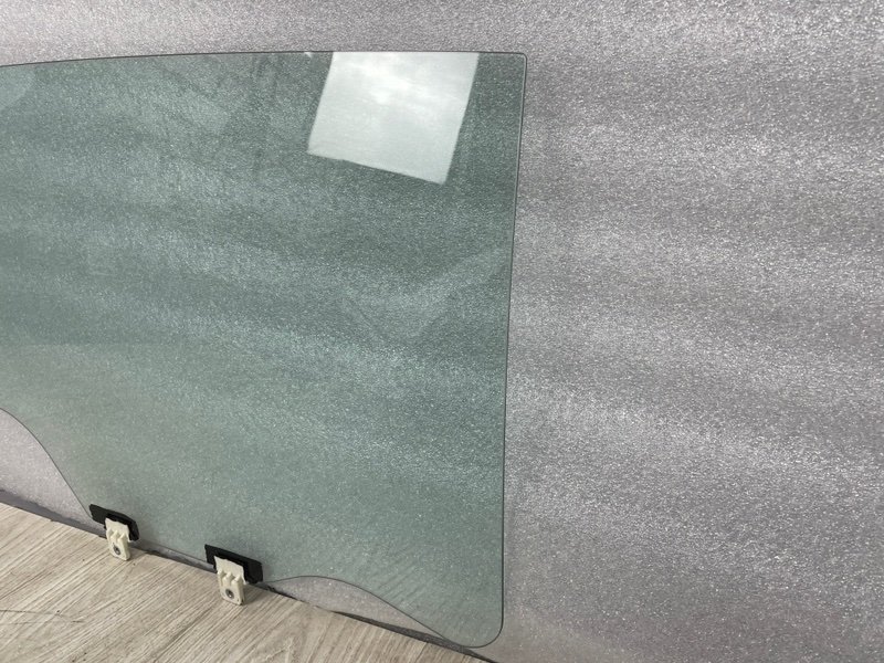 Стекло двери задней правой, 3500 рублей, Москва