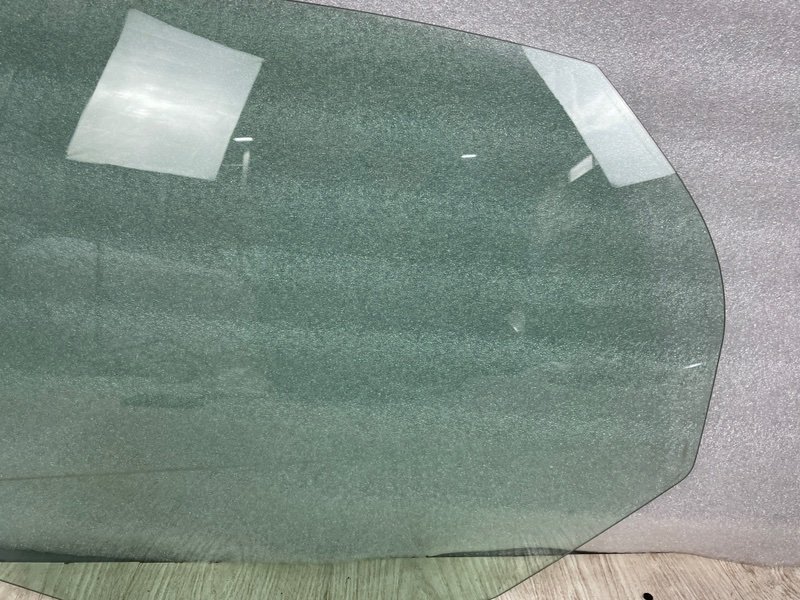 Стекло двери задней левой, 2000 рублей, Москва