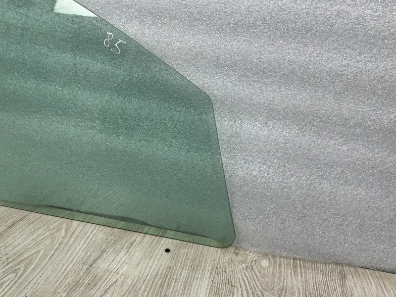 Стекло двери передней правой, 3450 рублей, Москва