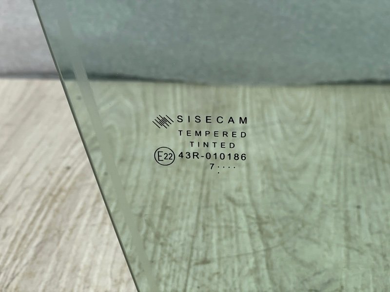 Стекло двери передней правой, 3450 рублей, Москва