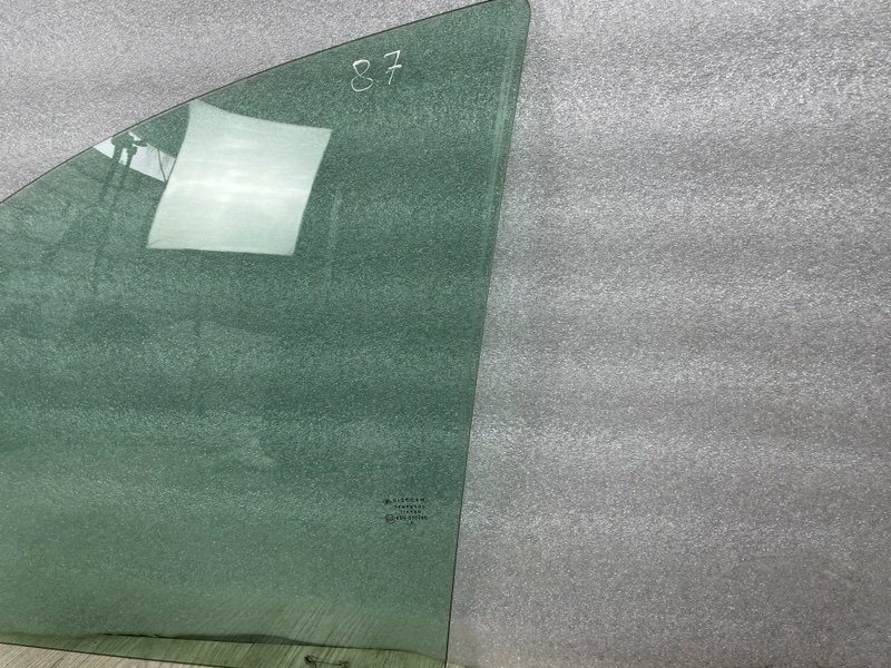 Стекло двери передней левой, 4500 рублей, Москва