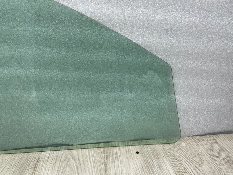 Стекло двери передней левой, 4500 рублей, Москва