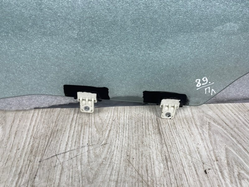 Стекло двери передней левой, Москва