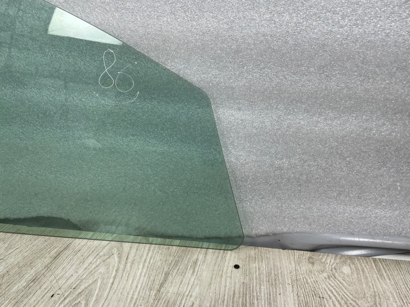 Стекло двери передней правой, 3500 рублей, Москва