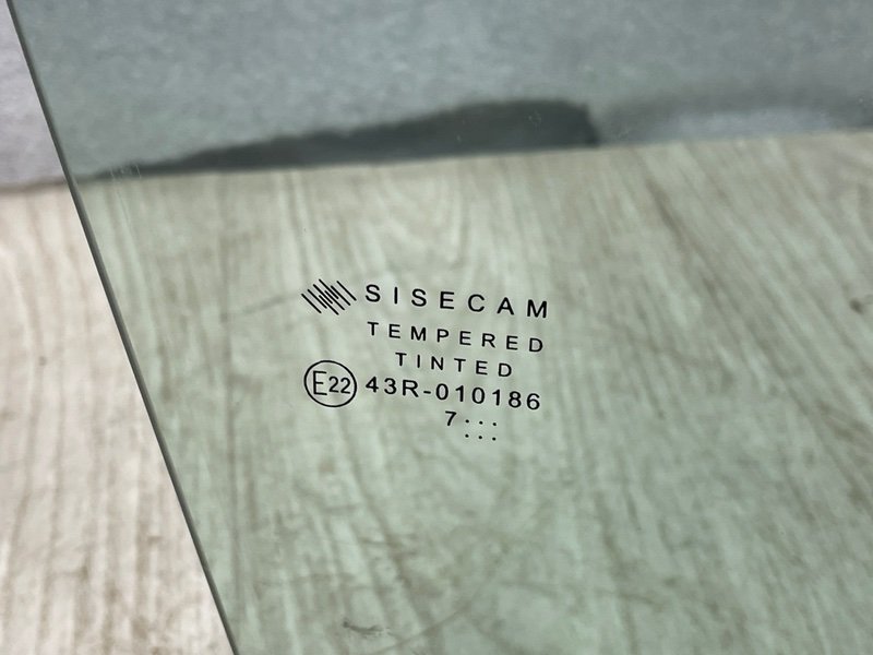 Стекло двери передней правой, 3500 рублей, Москва