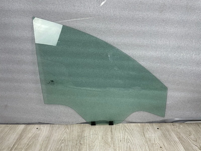 Стекло двери передней правой, 2400 рублей, Москва