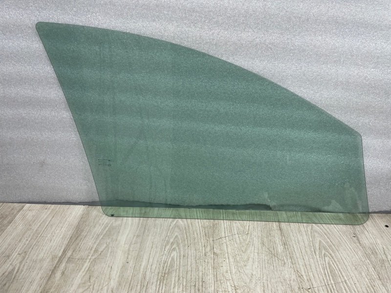 Стекло двери передней левой, 4500 рублей, Москва