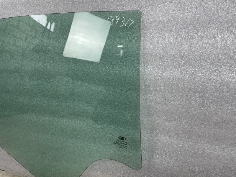 Стекло двери задней правой, 1500 рублей, Москва