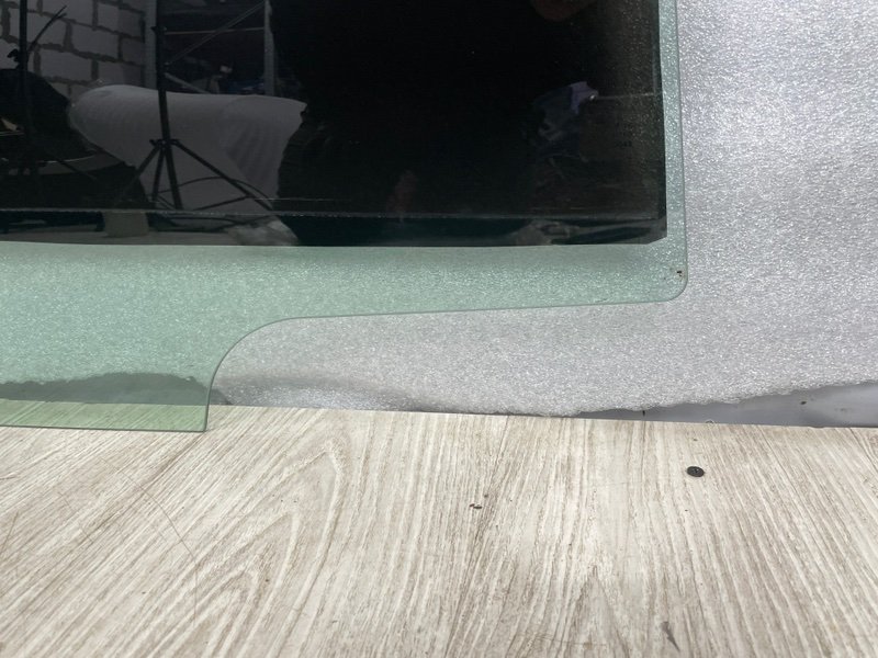 Стекло двери задней правой, 3000 рублей, Москва