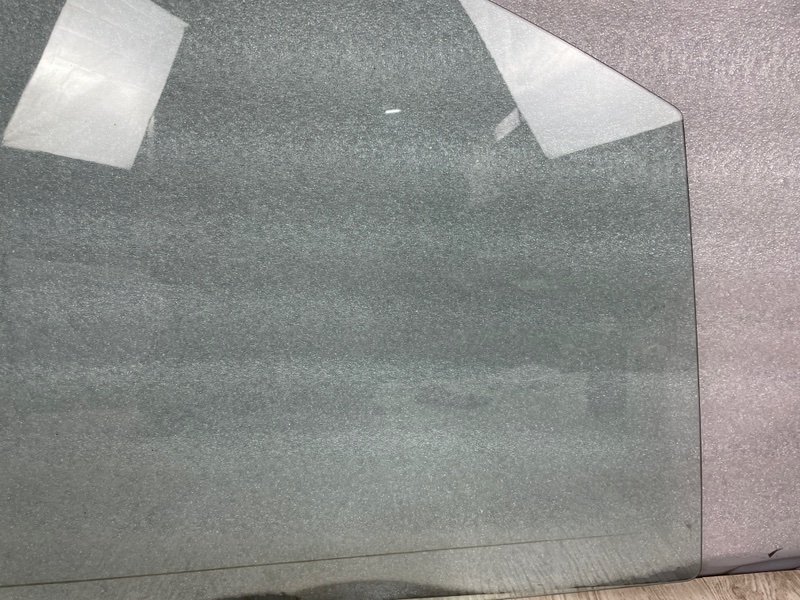 Стекло двери передней правой, Москва