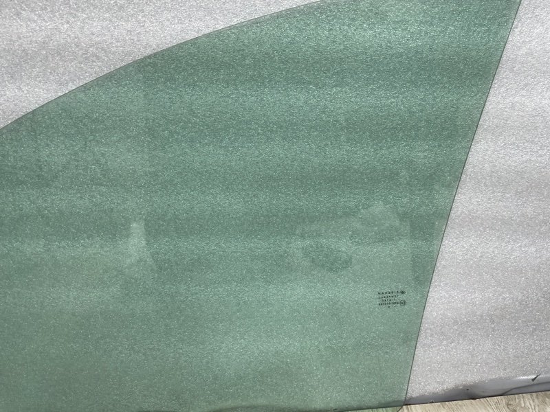 Стекло двери передней правой, 3500 рублей, Москва