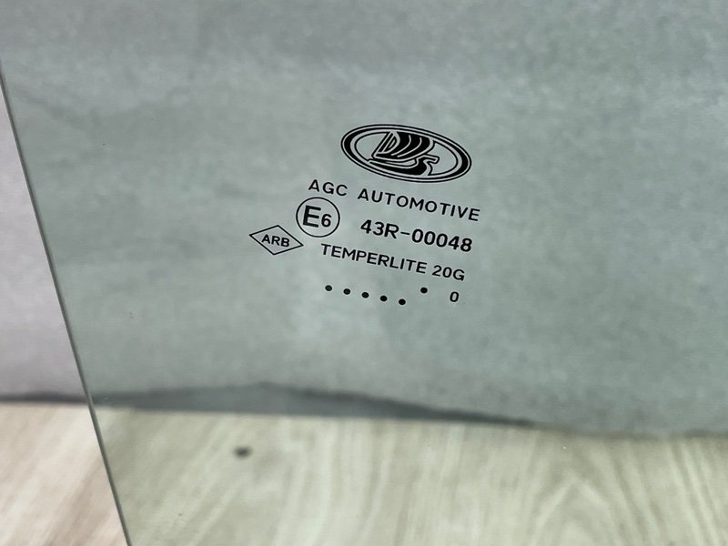 Стекло двери передней правой, 2500 рублей, Москва