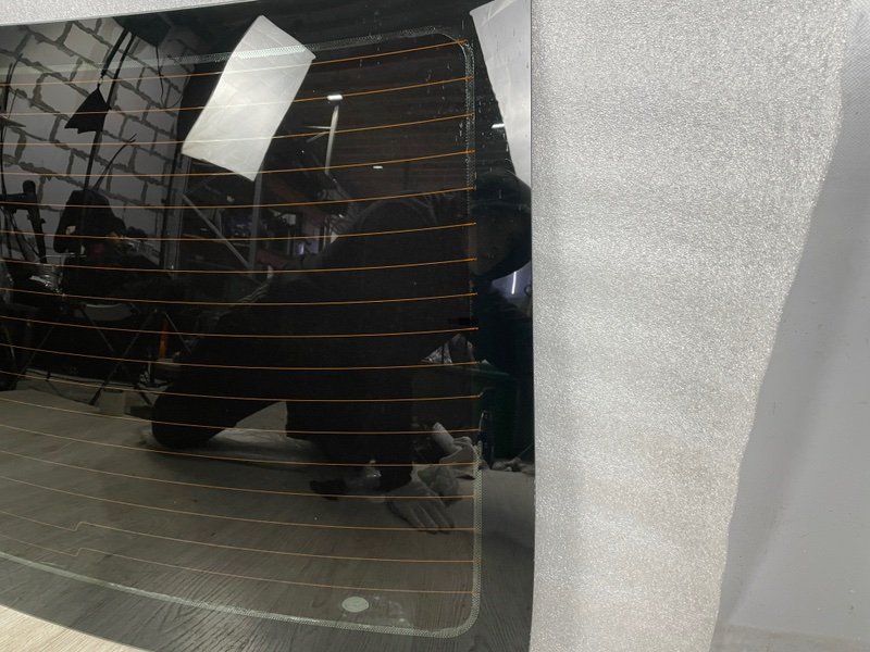 Стекло заднее, 9000 рублей, Москва