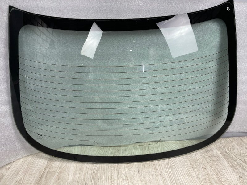 Стекло заднее, 2500 рублей, Москва