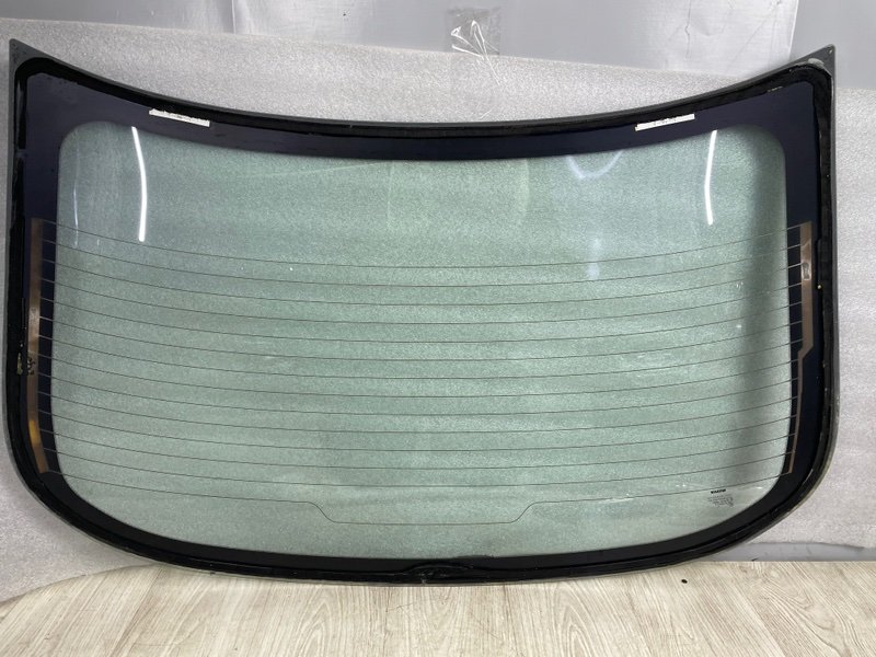 Стекло заднее, 2500 рублей, Москва