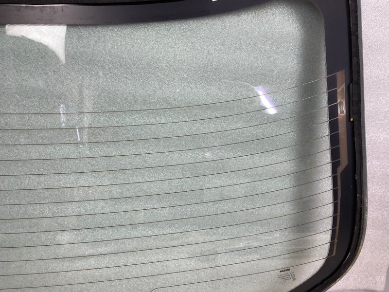 Стекло заднее, 2500 рублей, Москва