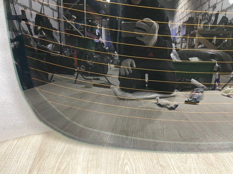 Стекло заднее, 3000 рублей, Москва