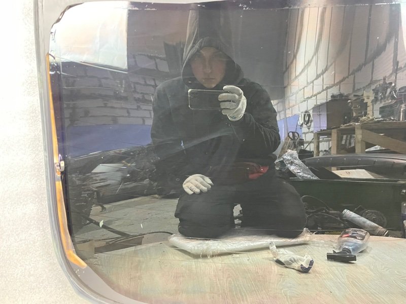 Стекло заднее, 3000 рублей, Москва