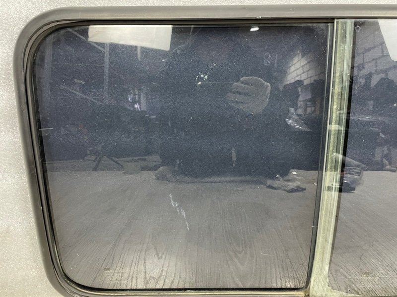Стекло двери задней правой, 3500 рублей, Москва