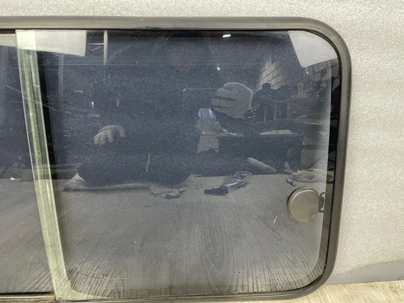 Стекло двери задней правой, 3500 рублей, Москва