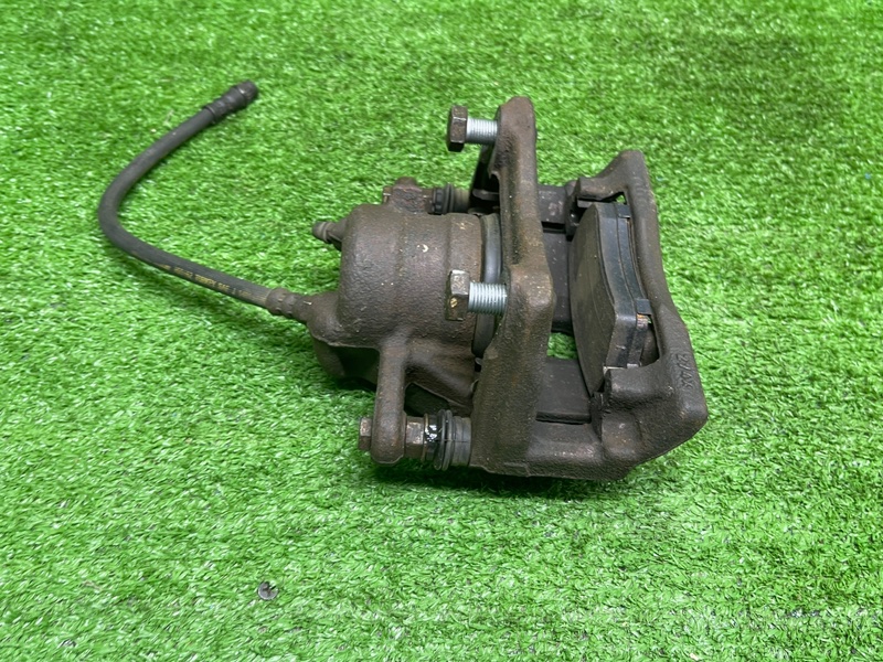 Суппорт тормозной передний правый, 2050 рублей, Москва