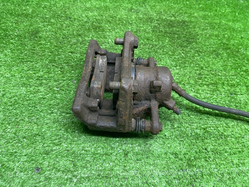 Суппорт тормозной передний правый, 2100 рублей, Москва