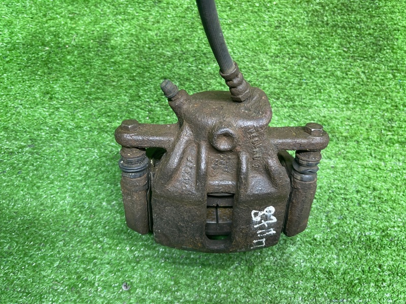 Суппорт тормозной передний правый, 2100 рублей, Москва