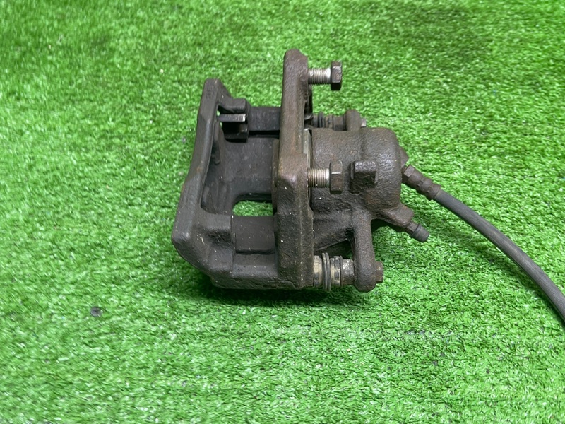 Суппорт тормозной передний правый, 1000 рублей, Москва