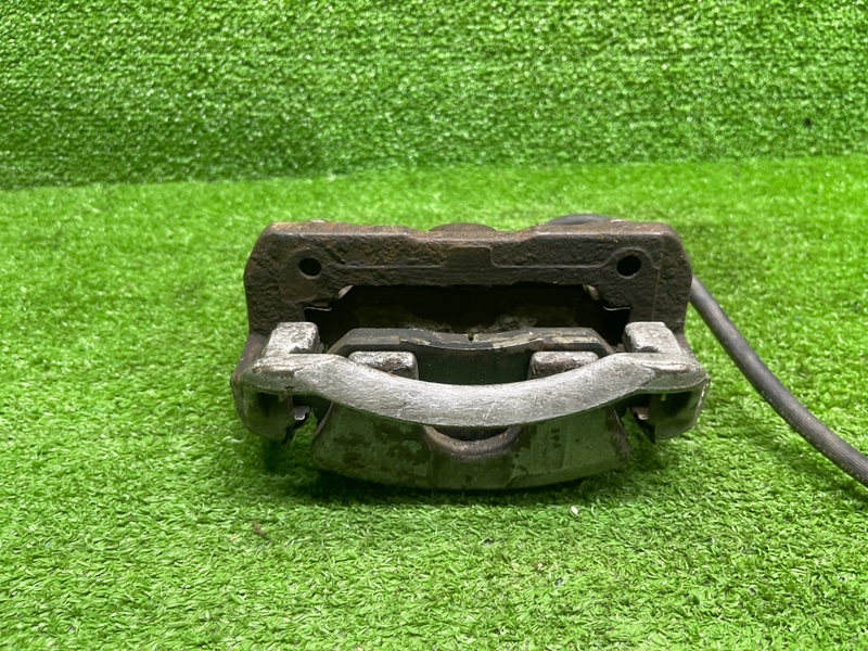 Суппорт тормозной передний правый, 3500 рублей, Москва