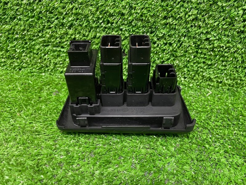 Кнопка корректора фар, 500 рублей, Москва