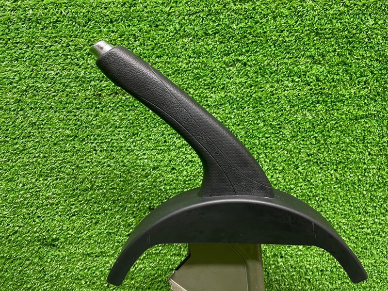 Рычаг стояночного тормоза, 1000 рублей, Москва