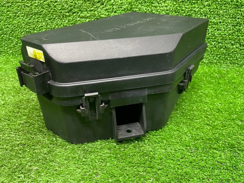 Корпус блока предохранителей, 2000 рублей, Москва