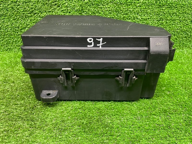 Корпус блока предохранителей, 2000 рублей, Москва