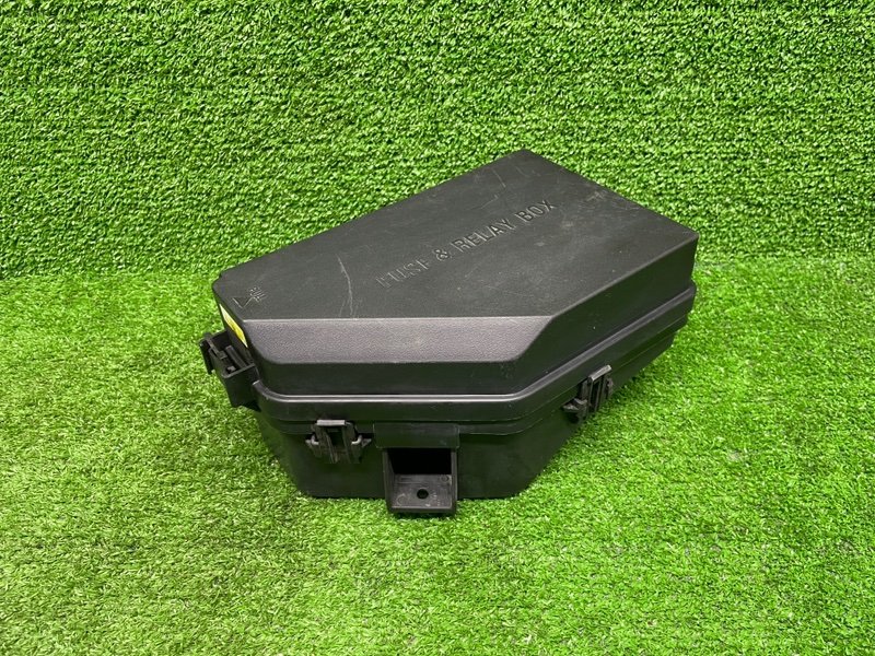 Корпус блока предохранителей, 2000 рублей, Москва