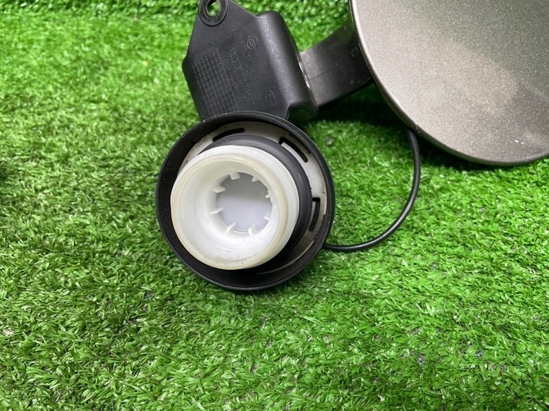 Лючок топливного бака, 800 рублей, Москва