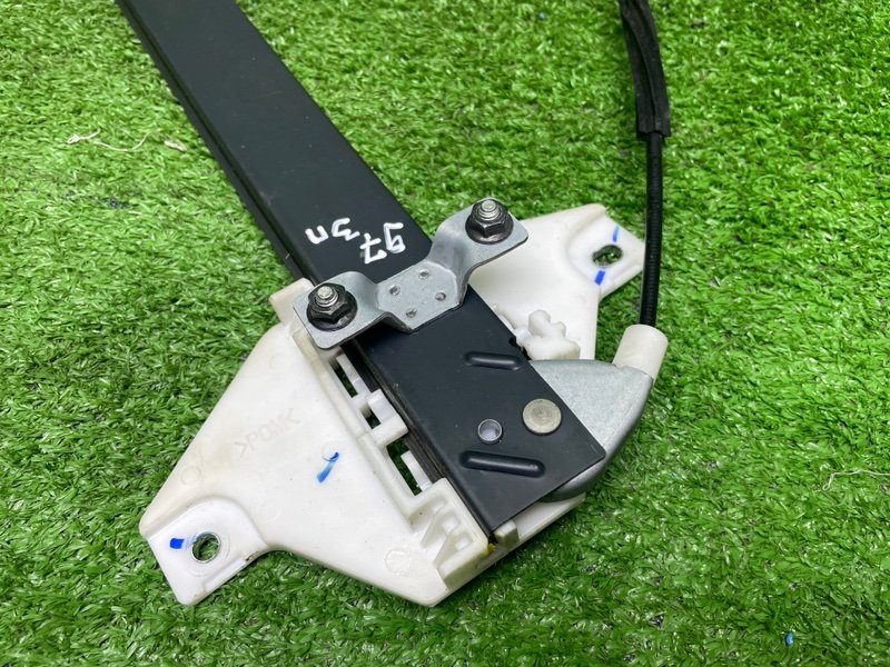 Стеклоподъемник задний, 1000 рублей, Москва