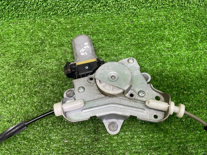 Стеклоподъемник задний, 1000 рублей, Москва