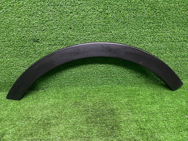 Накладка крыла, 1000 рублей, Москва