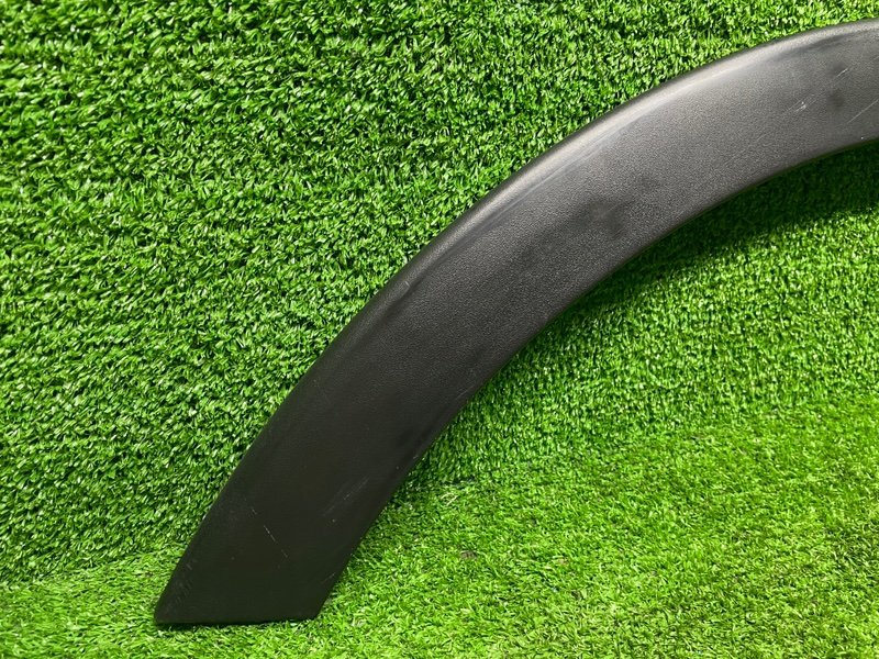 Накладка крыла, 1000 рублей, Москва