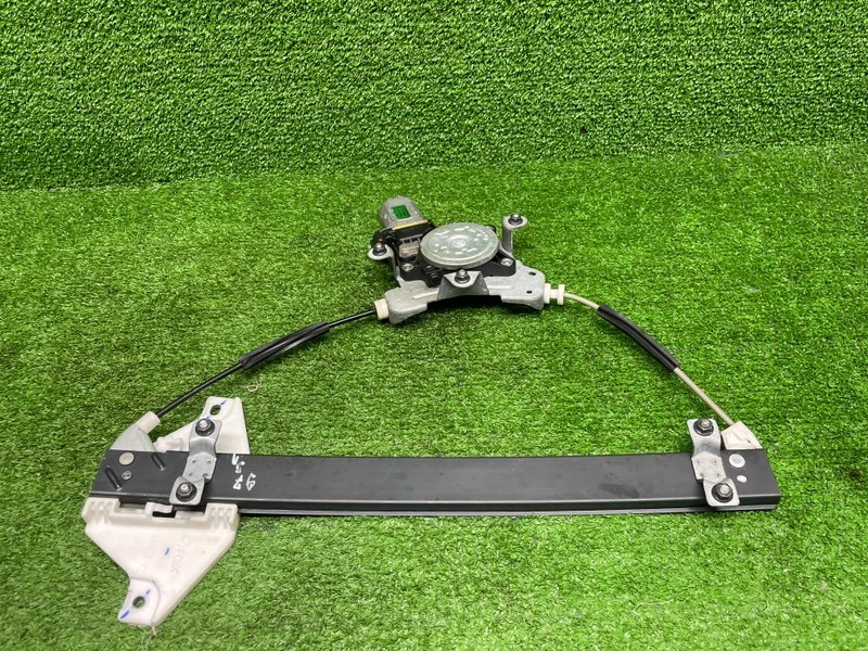 Стеклоподъемник задний, 1000 рублей, Москва