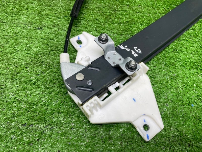 Стеклоподъемник задний, 1000 рублей, Москва