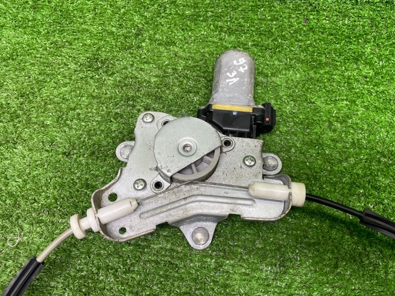 Стеклоподъемник задний, 1000 рублей, Москва