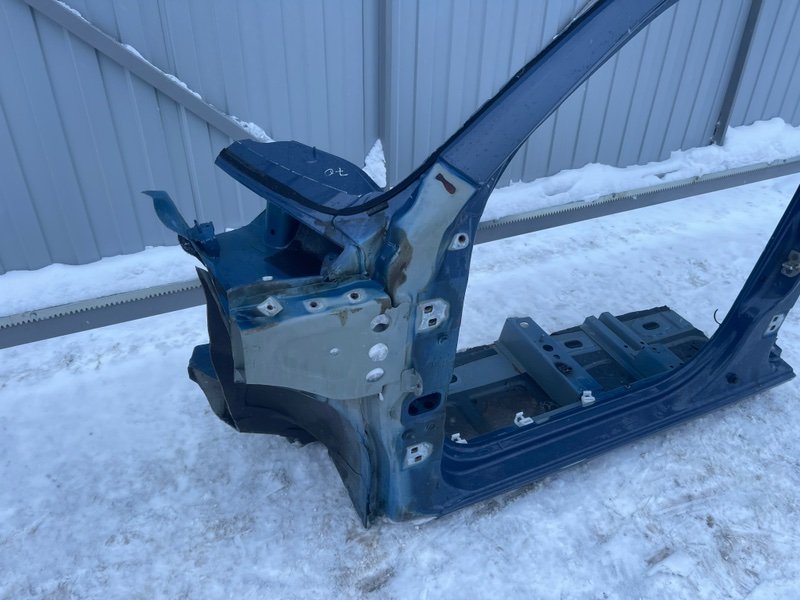 Порог со стойкой левый, 15000 рублей, Москва