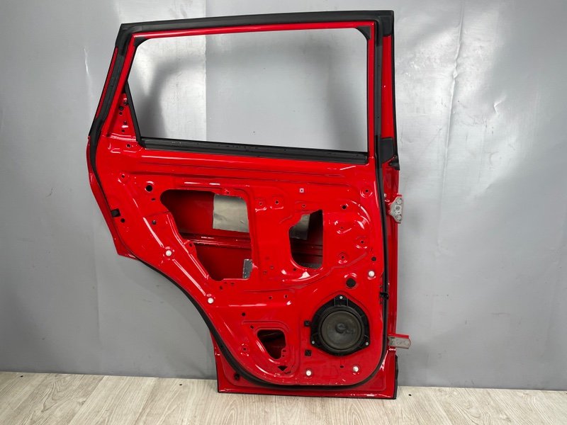 Дверь задняя левая, 50000 рублей, Москва