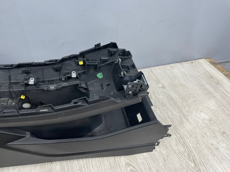 Подлокотник, Москва