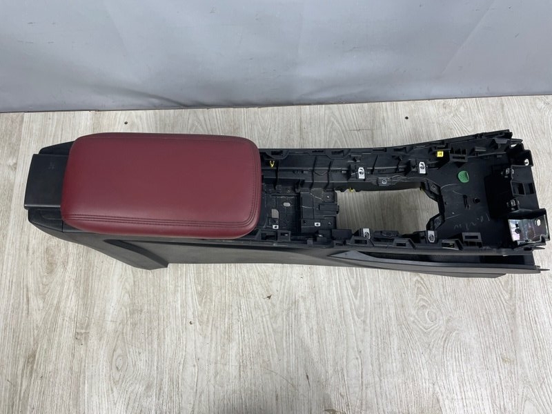 Подлокотник, Москва